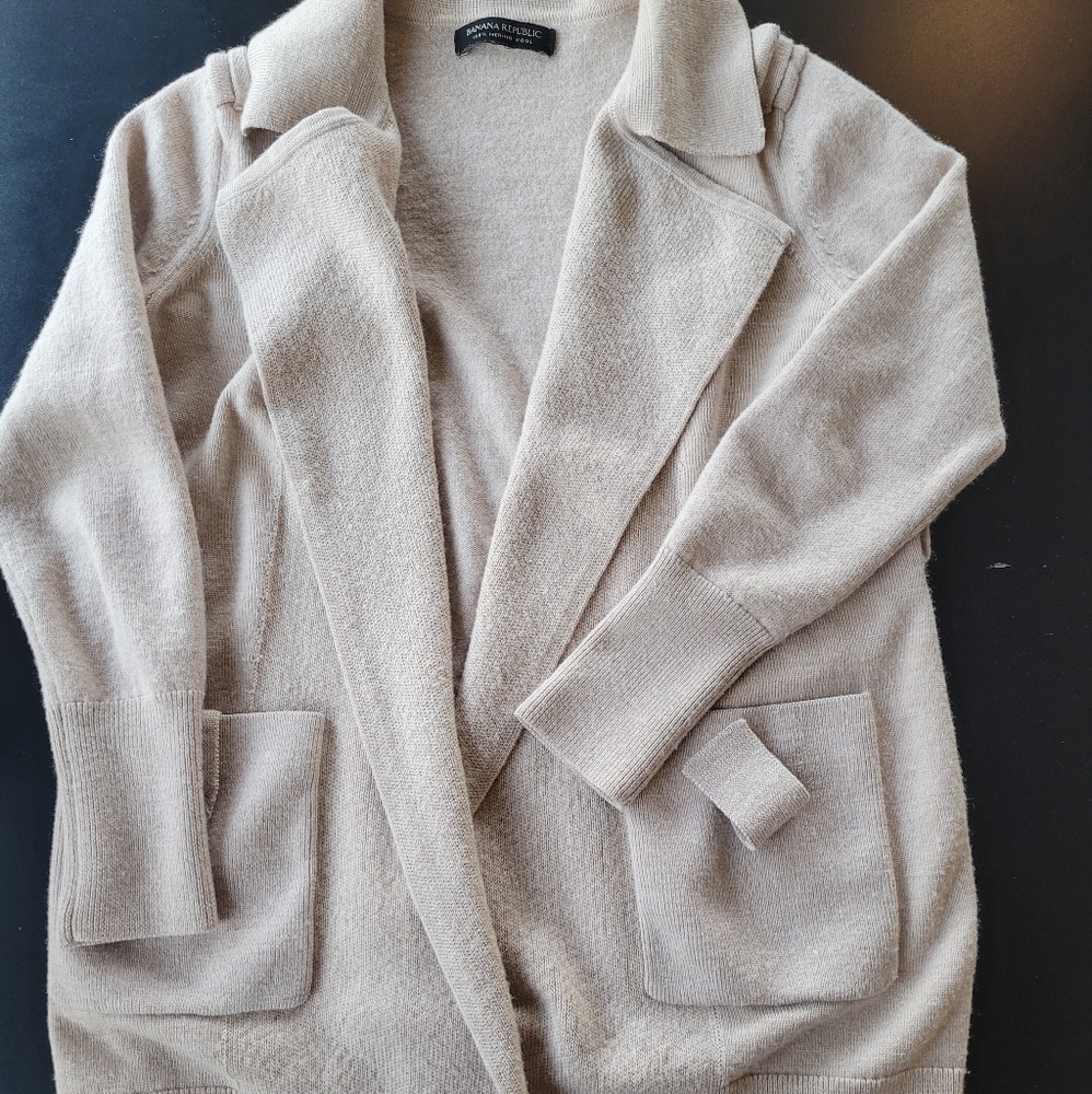 Banana Republic Merino 100% Wool Cardigan